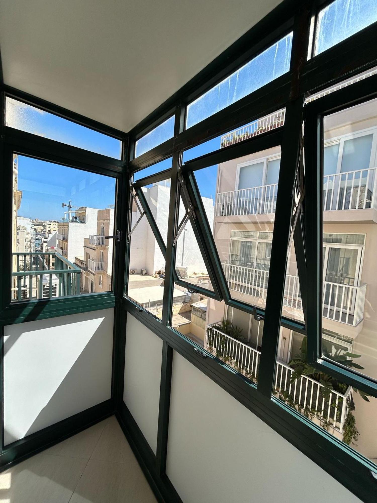 דירות Saint Julian's Island Breeze מראה חיצוני תמונה